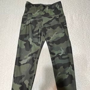 High-Waisted Elevate Powersoft 7/8-Length Side-Pocket Leggings